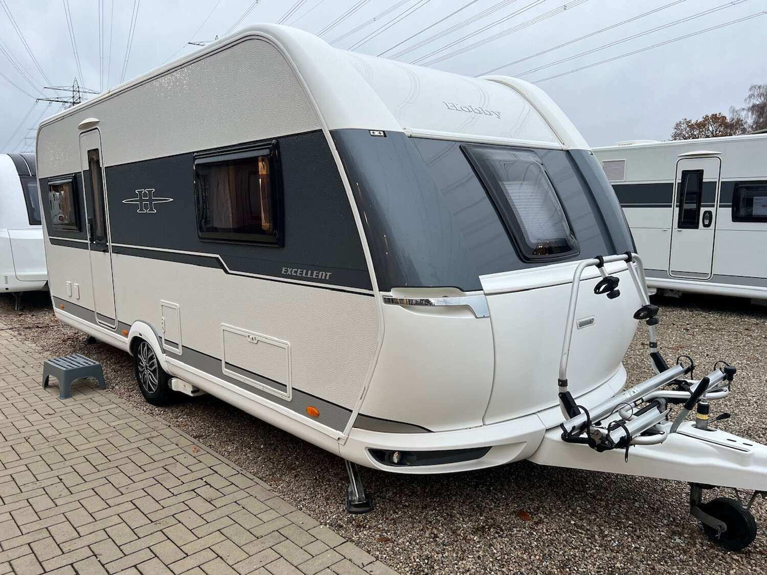 Venta de Hobby Excellent 540 UL Mover Single Beds Rondzit caravana Países  Bajos Drachten, EE36598